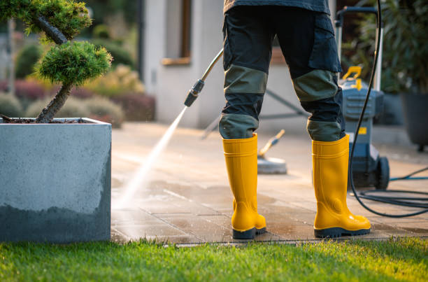 Why Choose Our Certified Pressure Washing Experts for Your Project Needs in Bladenboro, NC?